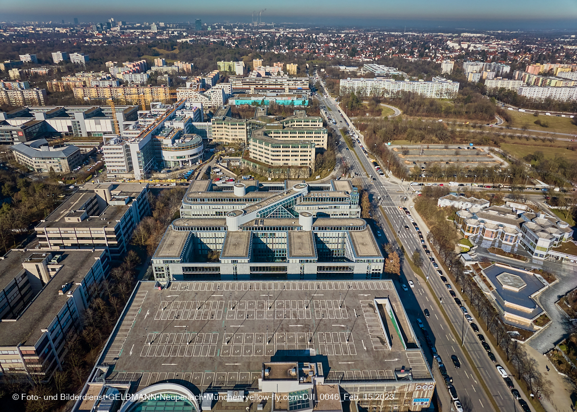 15.02.2023 - Perlach Plaza - Rentenversicherung - SHAERE - Allianz in Neuperlach